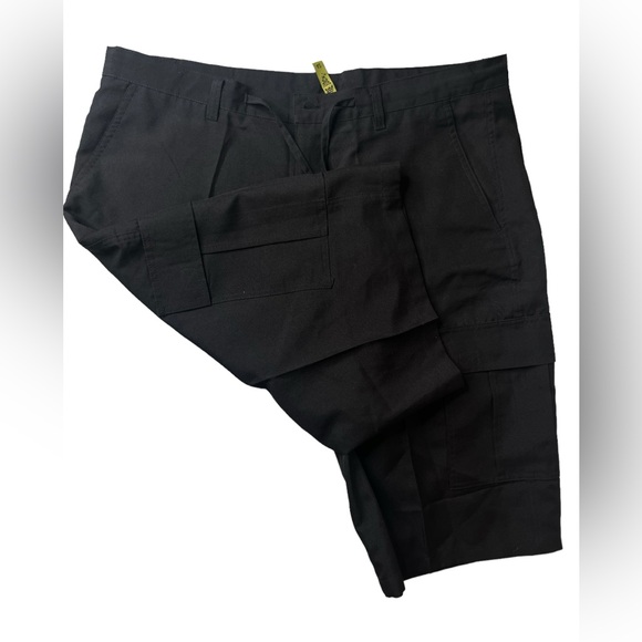 True Rock Men's Cargo Style Drawstring Shorts Black Size 42 - Picture 3 of 15